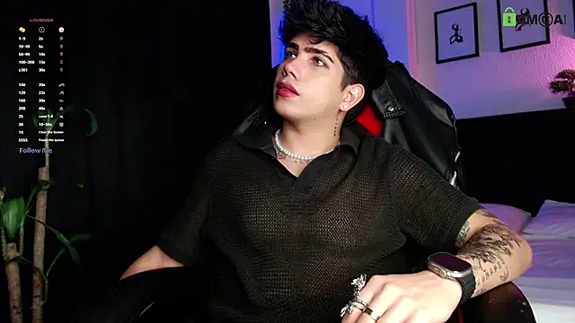 Snapshot of LyleBennett_ chatting on 03.30.26 LyleBennett online show from 03.30.26