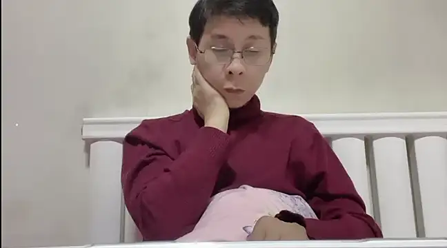 Snapshot of TGH521 chatting on 01.18.25 TGH521 online show from 01.18.25