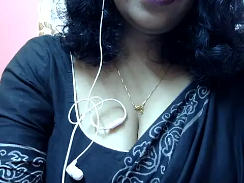 Riya riyaa online show from 12.15.24