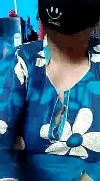 BERRY 00 online show from 01.03.25