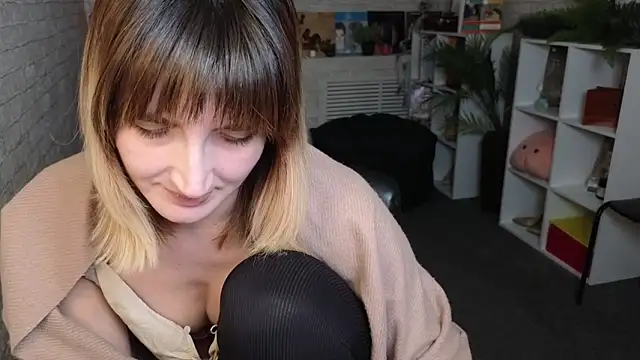 Nika Kitten online show from 02.19.26