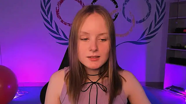 VivienLeeigh online show from 12.03.24