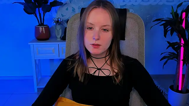 VivienLeeigh online show from 12.10.24