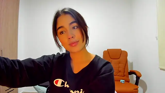 AriaMontgomery online show from 02.24.25