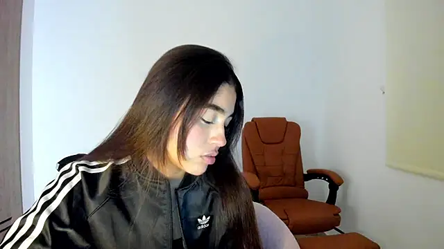 AriaMontgomery online show from 02.25.25