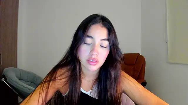 AriaMontgomery online show from 03.06.25