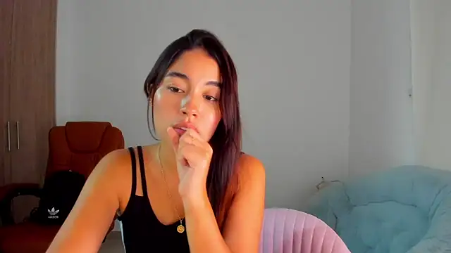 AriaMontgomery online show from 03.11.25