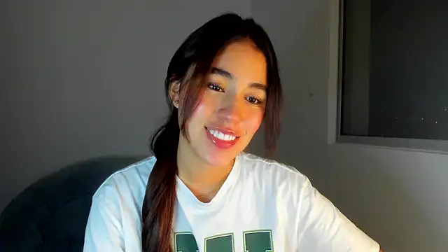 AriaMontgomery online show from 03.15.25