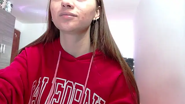 holy juli online show from 03.18.26