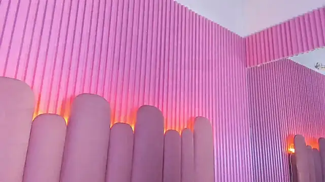 KellyOlsenbe online show from 01.23.25