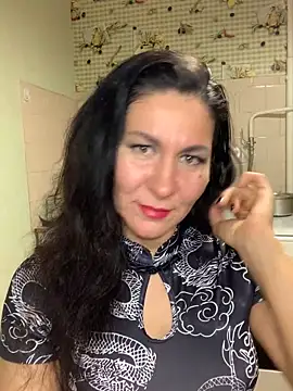 Snapshot of Tina_Moretti chatting on 03.04.25 Tina Moretti online show from 03.04.25