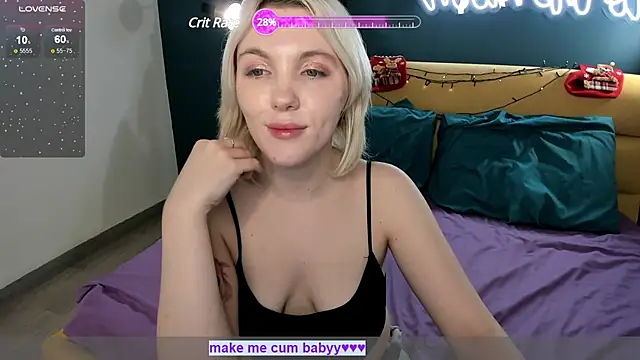 Snapshot of Fluffy_Monica chatting on 12.27.24 Fluffy Monica online show from 12.27.24