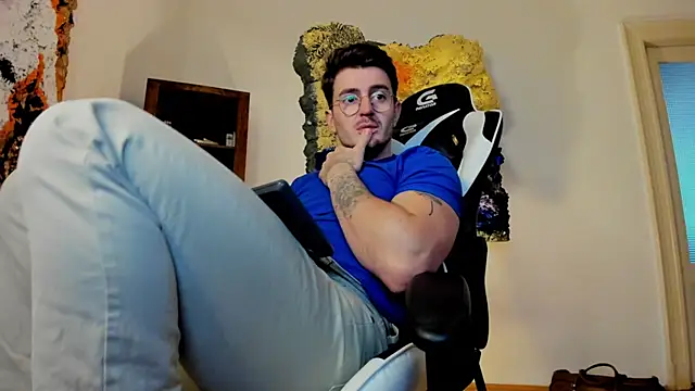 JulianDylan online show from 01.14.25