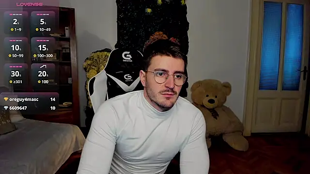 JulianDylan online show from 02.12.25