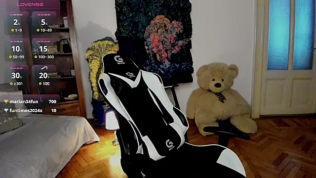 JulianDylan online show from 02.17.25