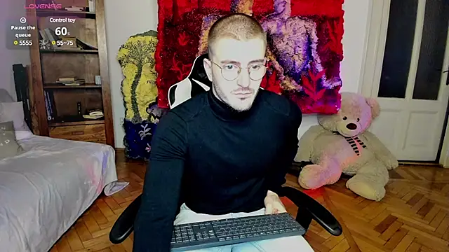 JulianDylan online show from 02.25.25