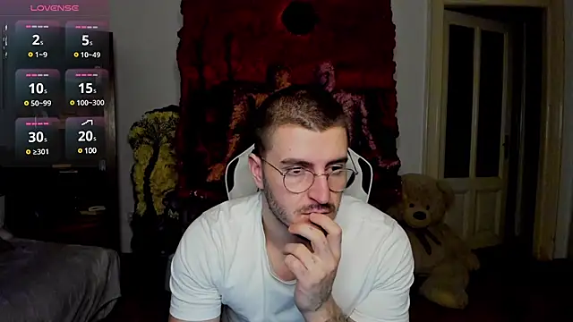 JulianDylan online show from 03.05.25