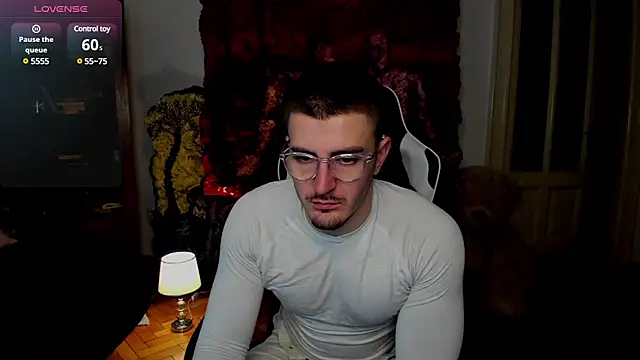 JulianDylan online show from 03.20.25