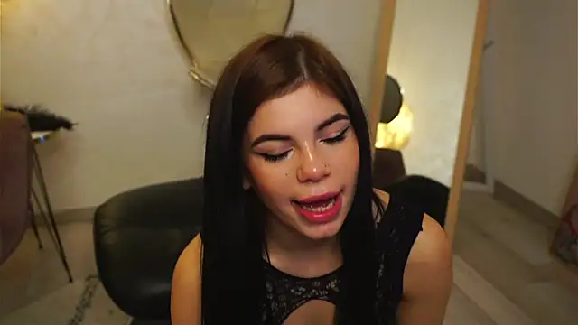 MiriamHazel online show from 12.10.24