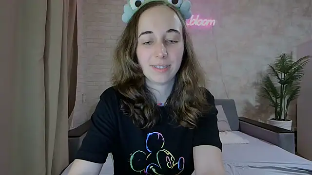 Anika bloom online show from 02.10.25