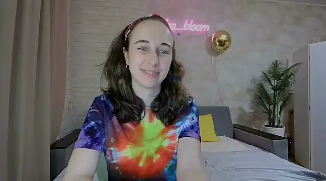 Anika bloom online show from 02.16.25