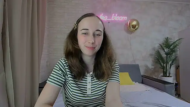 Anika bloom online show from 02.18.25