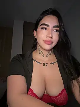 Nickiiiii online show from 03.17.26