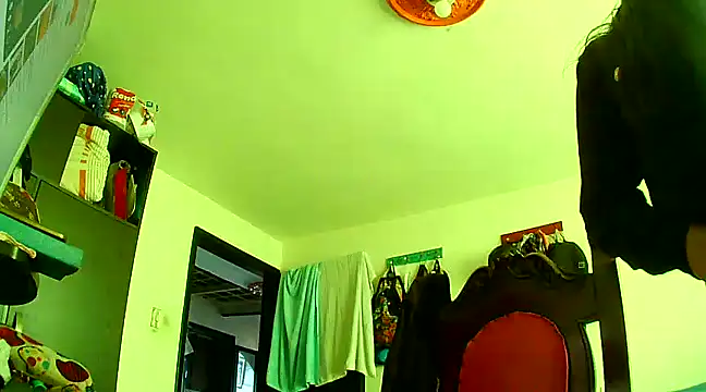 samanta rosas1 online show from 12.13.24