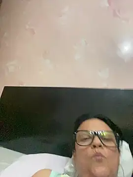 Sharongirl07 online show from 12.13.24