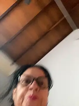 Snapshot of Sharongirl07 chatting on 10.08.25 Sharongirl07 online show from 10.08.25