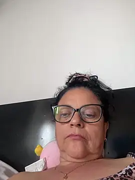 Snapshot of Sharongirl07 chatting on 10.11.25 Sharongirl07 online show from 10.11.25