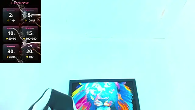 Snapshot of kevin__fox_ chatting on 10.11.25 kevin fox online show from 10.11.25