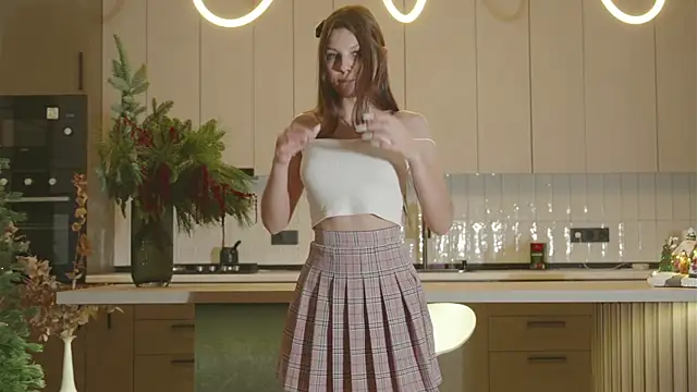 whisper of love online show from 12.14.25