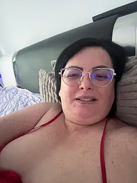 Snapshot of Amandamuller1982 chatting on 12.11.24 Amandamuller1982 online show from 12.11.24