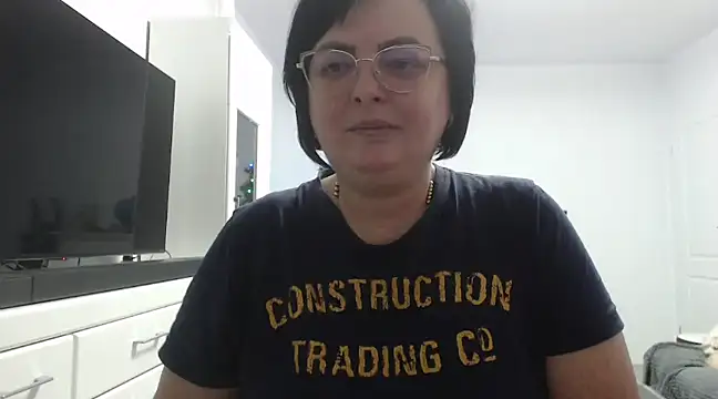 Snapshot of Amandamuller1982 chatting on 12.19.24 Amandamuller1982 online show from 12.19.24