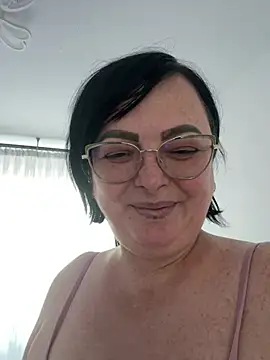 Snapshot of Amandamuller1982 chatting on 12.22.24 Amandamuller1982 online show from 12.22.24