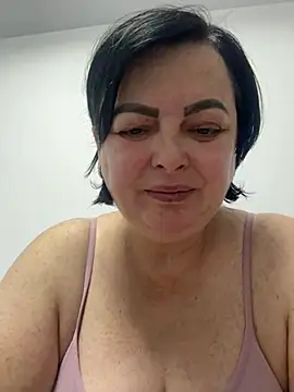 Snapshot of Amandamuller1982 chatting on 12.28.24 Amandamuller1982 online show from 12.28.24