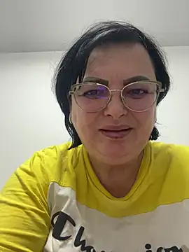 Snapshot of Amandamuller1982 chatting on 02.04.25 Amandamuller1982 online show from 02.04.25