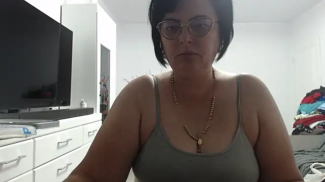 Snapshot of Amandamuller1982 chatting on 09.14.25 Amandamuller1982 online show from 09.14.25