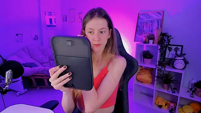 Sharon Evansi online show from 01.22.25