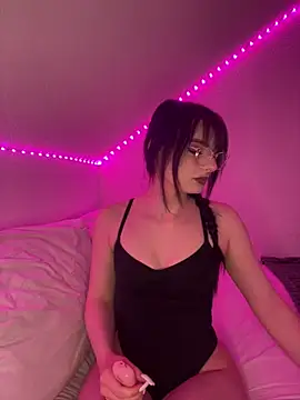 AdelinaAlia online show from 04.01.26