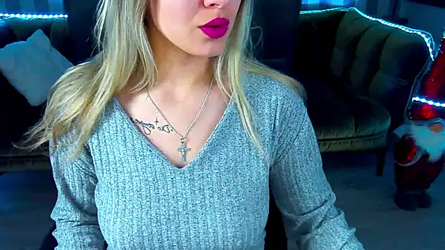 SashaBloom   online show from 12.26.24