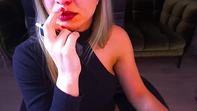 SashaBloom   online show from 01.24.25