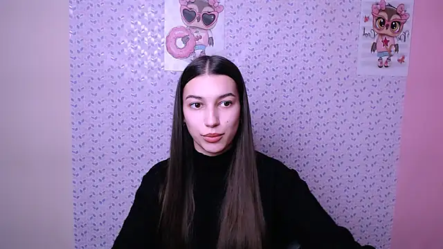 Snapshot of KarolinaRosse_ chatting on 12.28.24 KarolinaRosse online show from 12.28.24