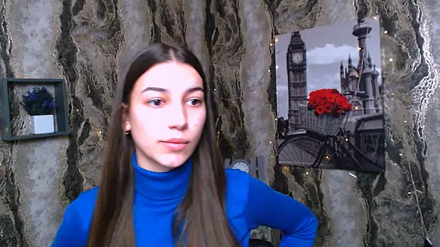 Snapshot of KarolinaRosse_ chatting on 01.10.25 KarolinaRosse online show from 01.10.25