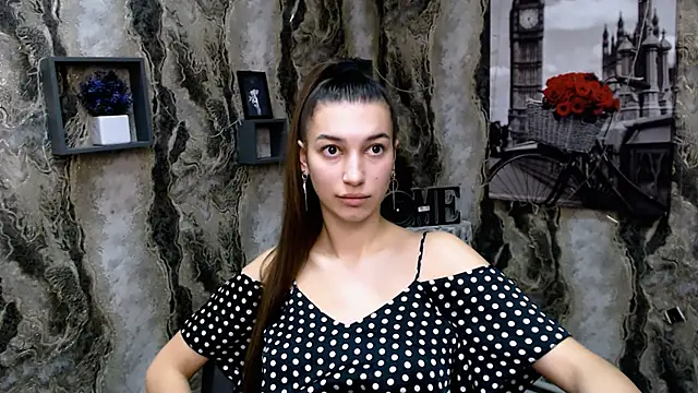 Snapshot of KarolinaRosse_ chatting on 01.13.25 KarolinaRosse online show from 01.13.25
