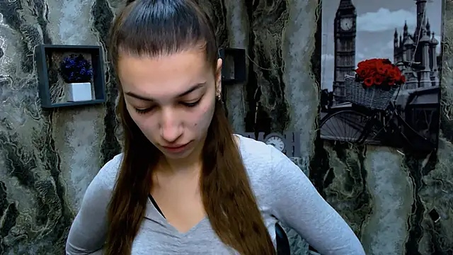 Snapshot of KarolinaRosse_ chatting on 01.17.25 KarolinaRosse online show from 01.17.25