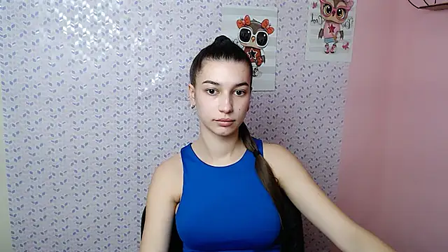 Snapshot of KarolinaRosse_ chatting on 01.31.25 KarolinaRosse online show from 01.31.25