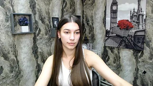 Snapshot of KarolinaRosse_ chatting on 02.03.25 KarolinaRosse online show from 02.03.25
