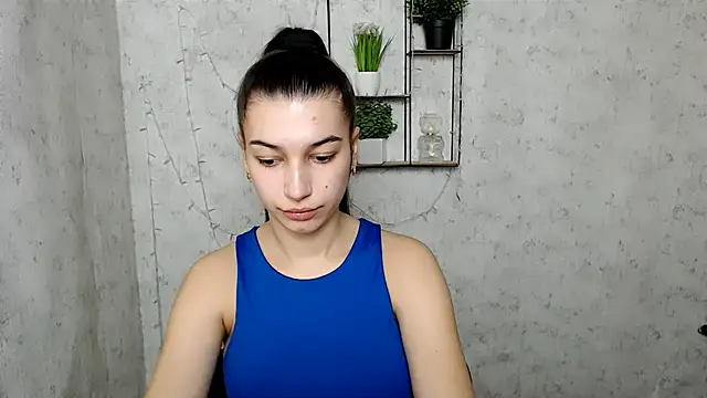 Snapshot of KarolinaRosse_ chatting on 03.16.25 KarolinaRosse online show from 03.16.25